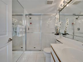 3500 Mystic Pointe Dr 3601, Aventura FL 33180