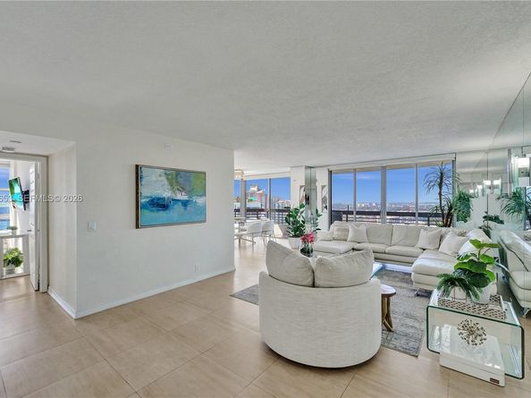 3500 Mystic Pointe Dr 3601, Aventura FL 33180