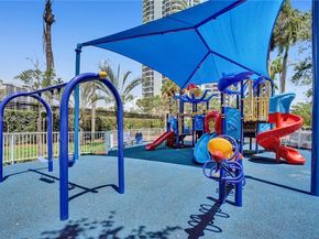 3500 Mystic Pointe Dr 3601, Aventura FL 33180