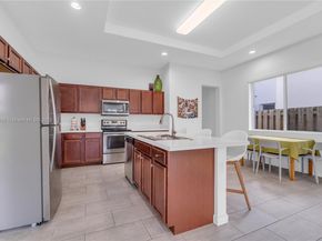 15288 SW 176th Ter, Miami FL 33187