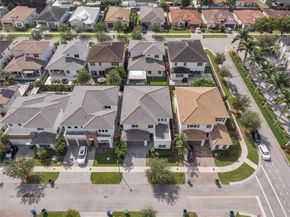 15288 SW 176th Ter, Miami FL 33187
