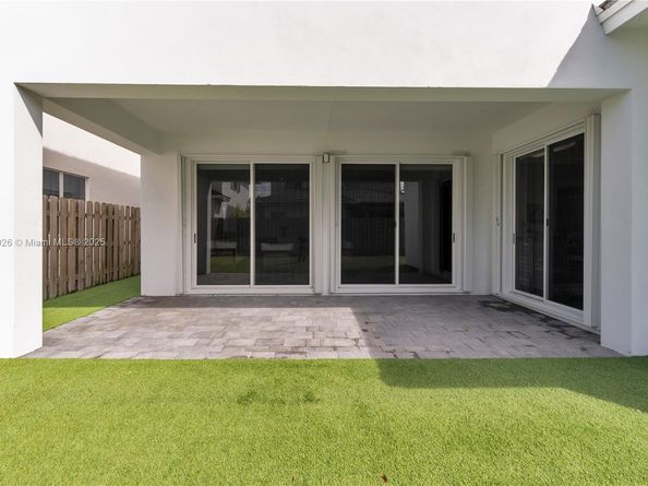 15288 SW 176th Ter, Miami FL 33187
