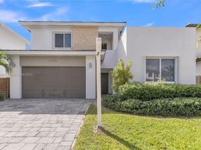 15288 SW 176th Ter, Miami FL 33187
