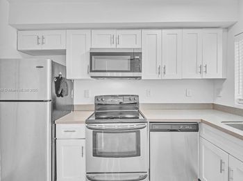 205 NW 84th St