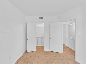 205 NW 84th St 205, Miami FL 33150