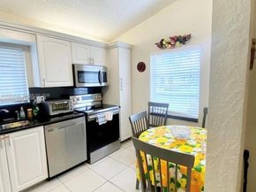 8089 Sweetbriar Way, Boca Raton FL 33496