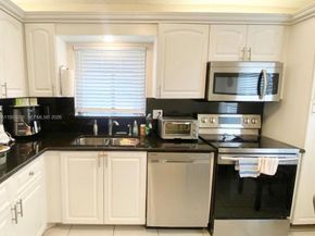 8089 Sweetbriar Way, Boca Raton FL 33496