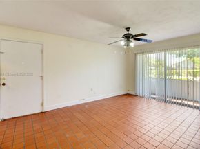 8701 SW 141st St B4, Palmetto Bay FL 33176