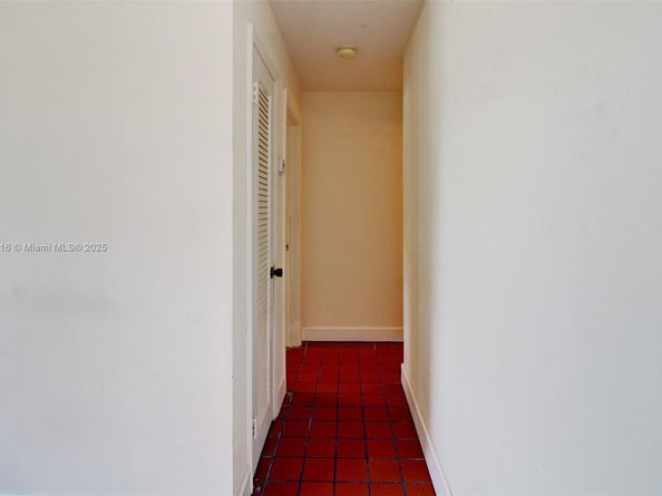 8701 SW 141st St B4, Palmetto Bay FL 33176