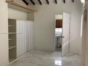 3011 NW 1st St, Miami FL 33125