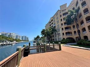 3001 NE 185th St 336, Aventura FL 33180