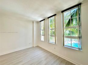3001 NE 185th St 336, Aventura FL 33180