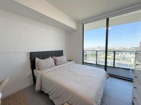 1600 NE 1st Ave 1014, Miami FL 33132