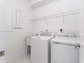 12289 SW 43rd St, Davie FL 33330