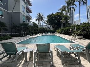 313 NE 2nd St 802, Fort Lauderdale FL 33301