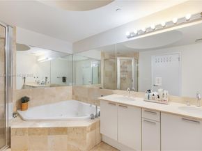 3131 NE 188th St 2710, Aventura FL 33180