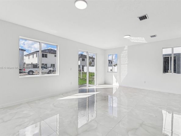 22445 SW 125 Ave, Miami FL 33170