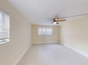 2800 W Sunrise Lakes Dr 101, Sunrise FL 33322