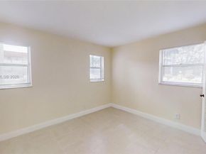 2800 W Sunrise Lakes Dr 101, Sunrise FL 33322