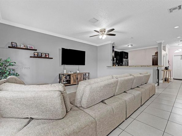 772 NW 132nd Ave, Plantation FL 33325