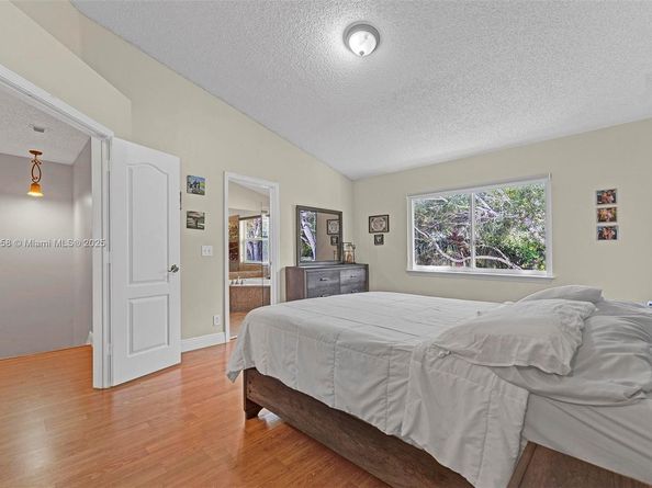 772 NW 132nd Ave, Plantation FL 33325