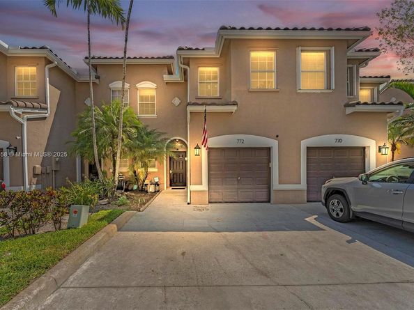 772 NW 132nd Ave, Plantation FL 33325