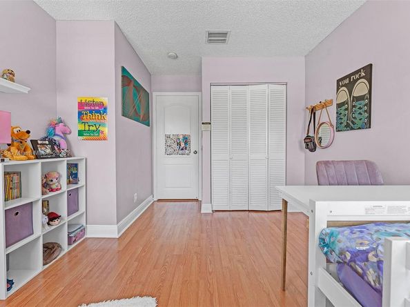 772 NW 132nd Ave, Plantation FL 33325