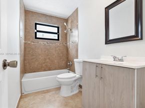 2805 E Lexington Dr, Miramar FL 33025