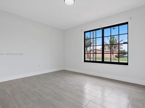 2805 E Lexington Dr, Miramar FL 33025