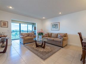 1400 SW 131st Way 410Q, Pembroke Pines FL 33027