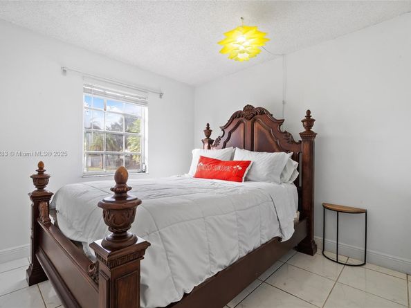 12535 SW 219th St, Miami FL 33170