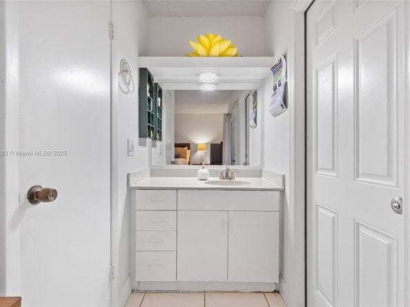 12535 SW 219th St, Miami FL 33170