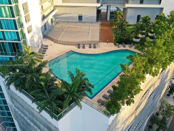 888 Biscayne Blvd 4007, Miami FL 33132