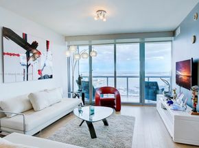 888 Biscayne Blvd 4007, Miami FL 33132