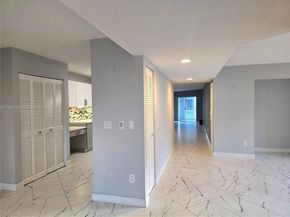 7440 Granville Dr 213, Tamarac FL 33321