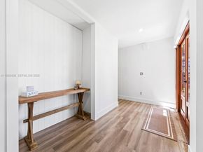 10415 SW 200th St, Cutler Bay FL 33157