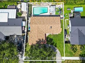 10415 SW 200th St, Cutler Bay FL 33157