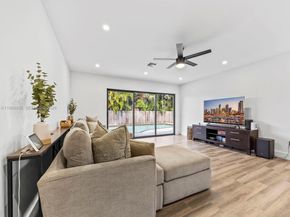 10415 SW 200th St, Cutler Bay FL 33157