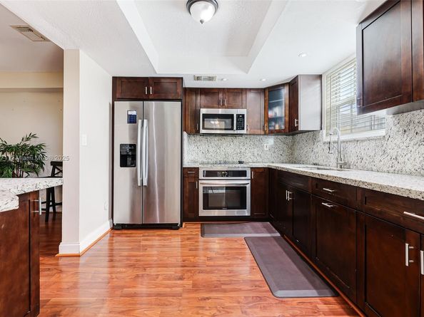 20979 SW 84th Ct, Cutler Bay FL 33189