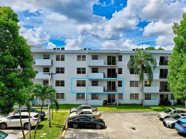 1221 SW 122nd Ave 215, Miami FL 33184