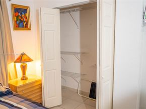 17425 NW 75th Pl 101, Hialeah FL 33015