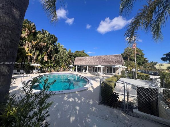 3105 Oakland Shores Dr J106, Oakland Park FL 33309