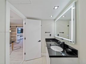 2301 Collins Ave 1130, Miami Beach FL 33139