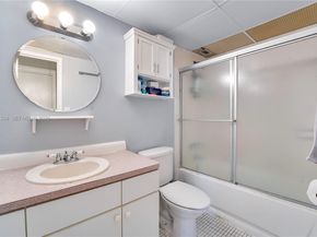 17560 Atlantic Blvd 118, Sunny Isles Beach FL 33160