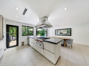 2815 Regatta Ave, Miami Beach FL 33140