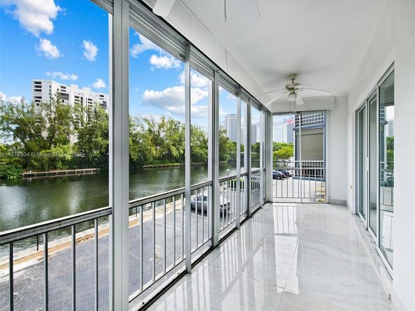 300 Diplomat Pkwy 204, Hallandale Beach FL 33009