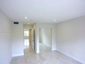 300 Diplomat Pkwy 204, Hallandale Beach FL 33009