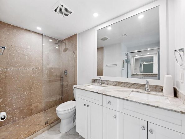 300 Diplomat Pkwy 204, Hallandale Beach FL 33009