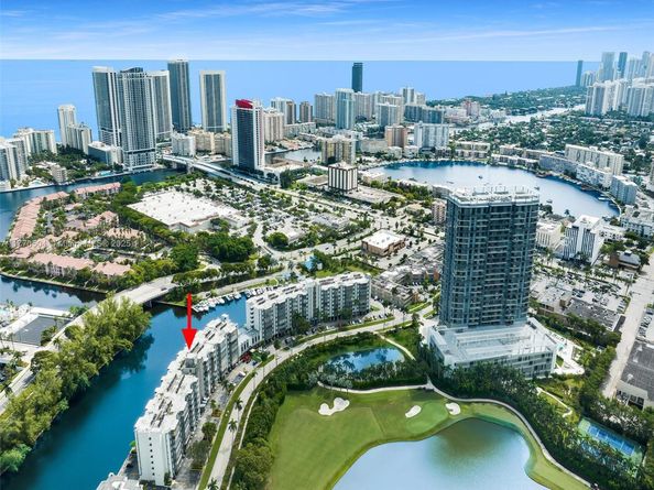 300 Diplomat Pkwy 204, Hallandale Beach FL 33009