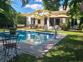 1368 Normandy Dr, Miami Beach FL 33141